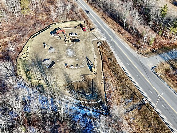 4th image of 6 Cummings Road