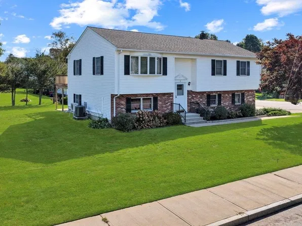 2 Jana Rd, Westerly, RI 02891