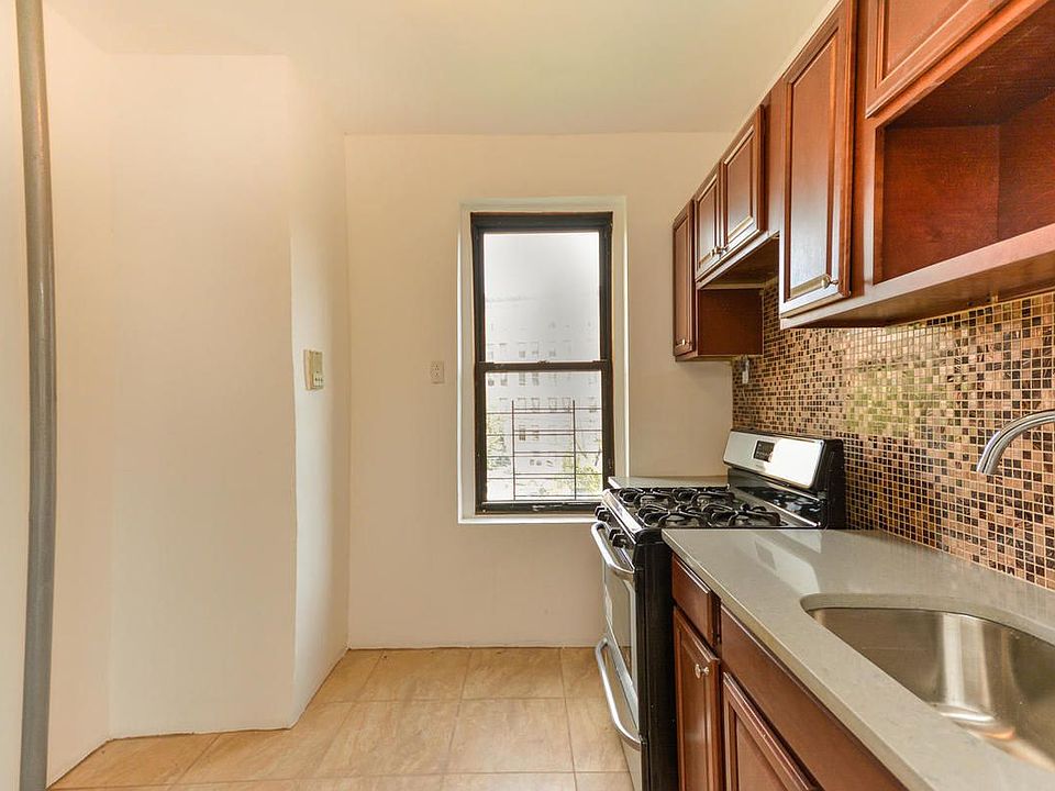 1st image of 75 Post Ave APT 23