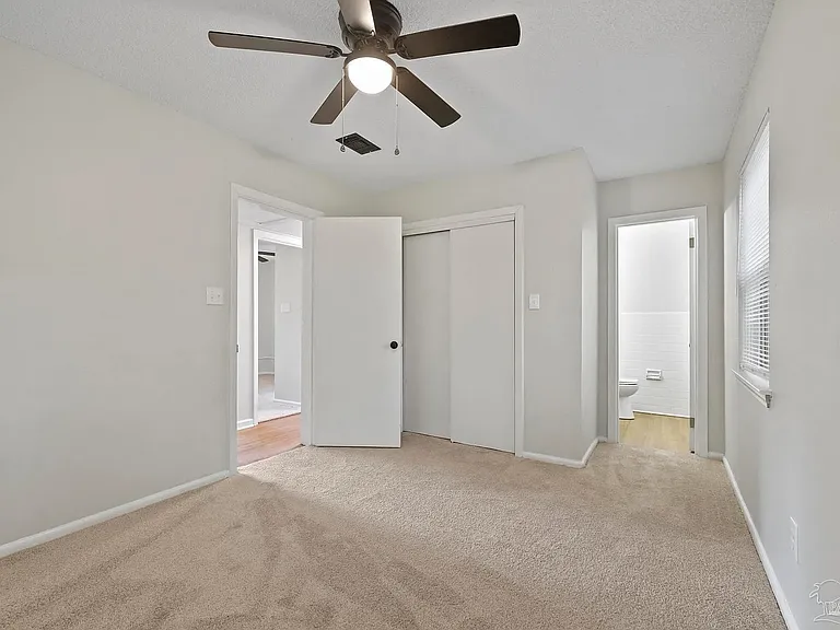 6003 Fairview Dr — Photo 3