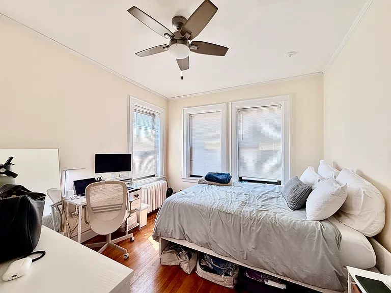21 Park Vale Ave #11 — Photo 9