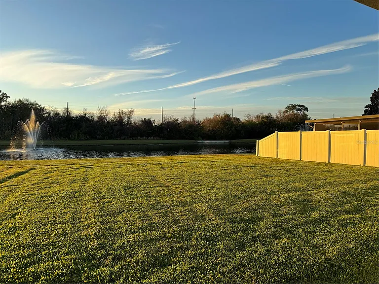 11523 Peru Springs Pl — Photo 48