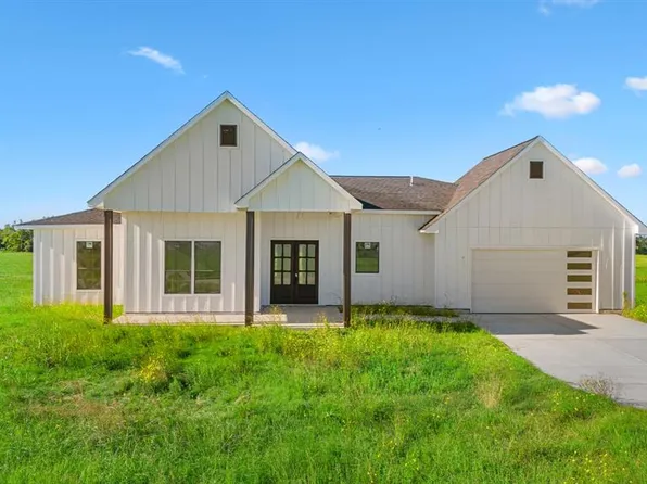 519 Chuckwagon Trail, Angleton, TX 77515