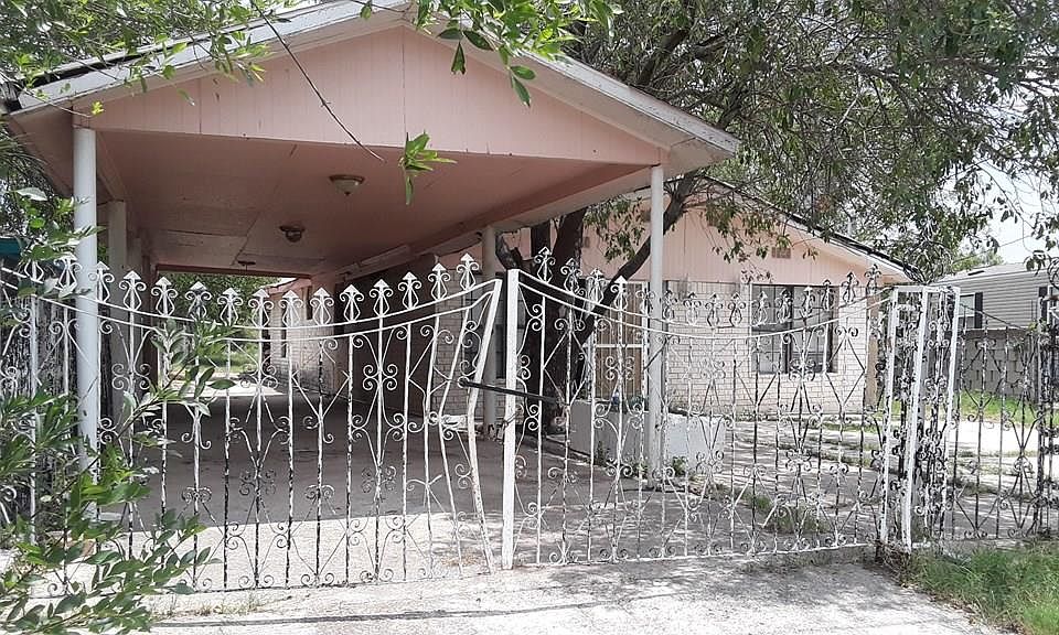 1st image of 758 Calle Cotorra