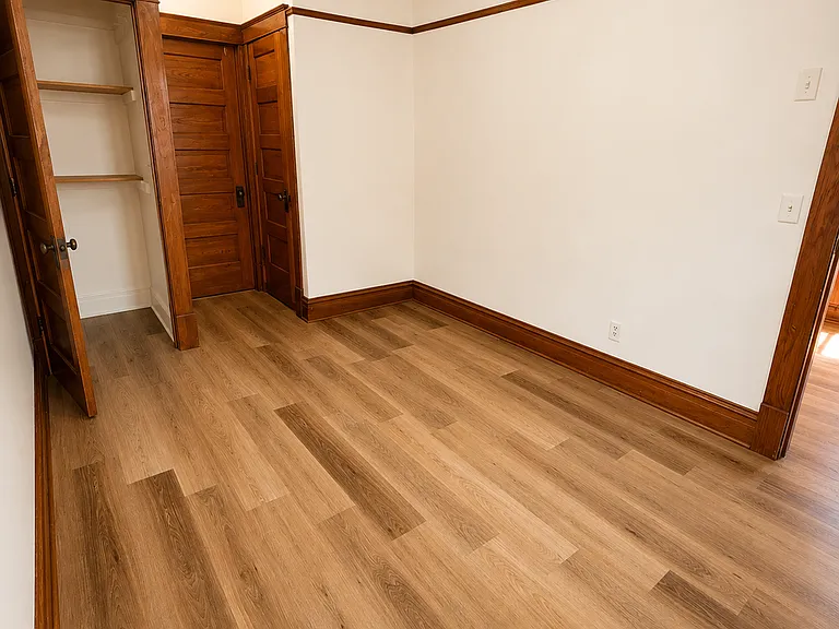 351 W James St — Photo 10