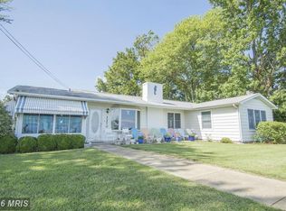 1270 Chesapeake Dr, Churchton, MD