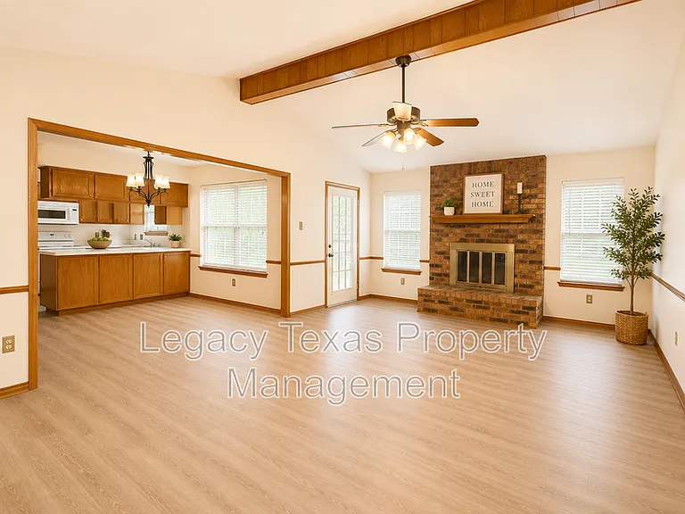 1203 Stonelake Dr — Photo 9