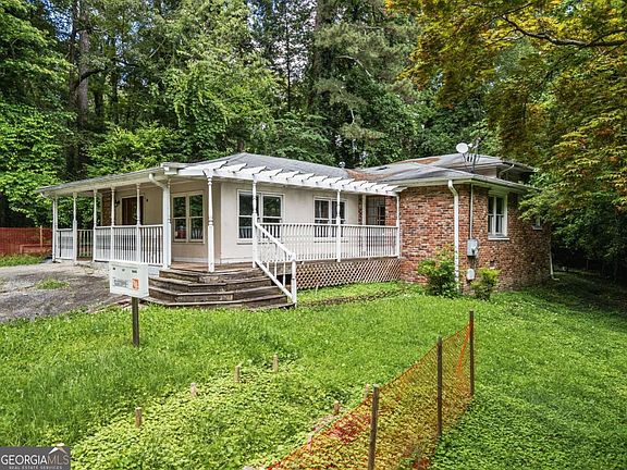 2nd image of 265 Mayfield Rd