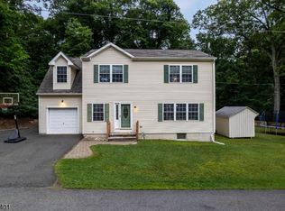 13 Cranberry Ledge Rd, Byram Twp., NJ 07821