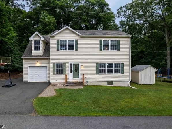 13 Cranberry Ledge Rd, Byram Twp., NJ 07821