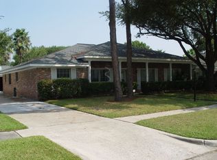 7622 Braesview Ln, Houston, TX 77071