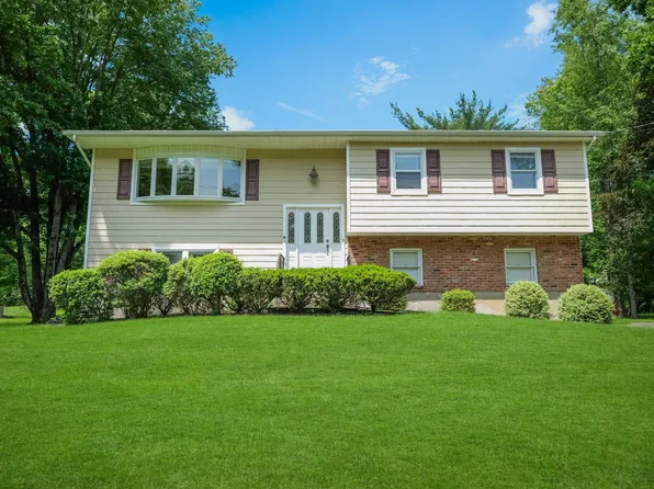 191 Long Clove Road, New City, NY 10956