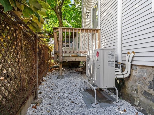 3 Hazel St, Salem, MA 01970