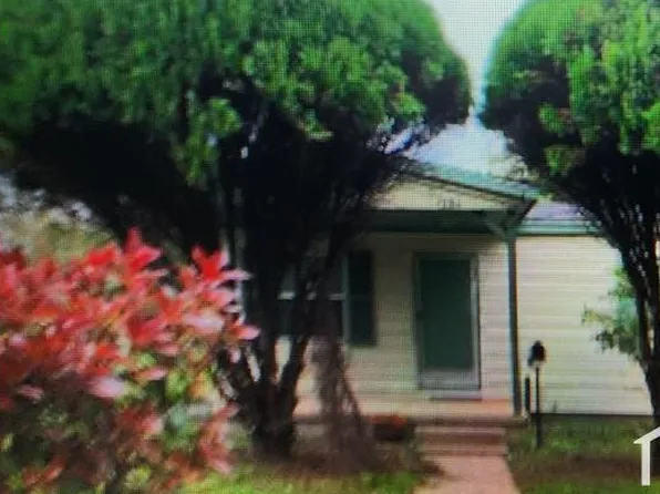 1204 10th Ave N, Texas City, TX 77590