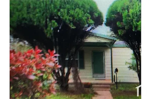 1204 10th Ave N Photo 1