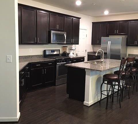 3rd image of 12141 Mustard Seed Ct