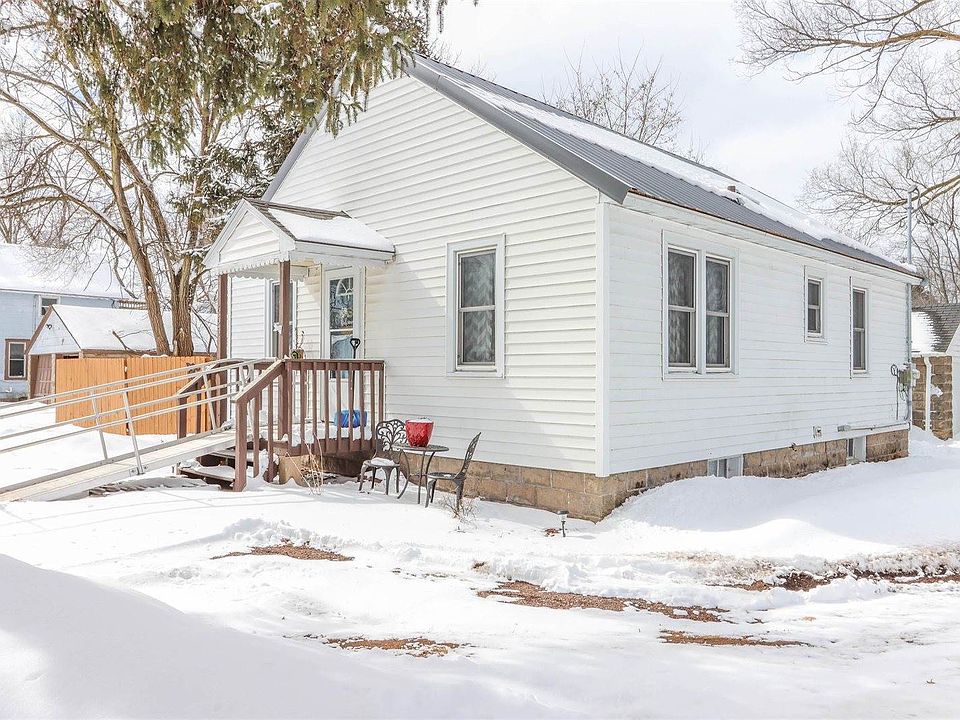 1st image of 665 Gertrude Ave
