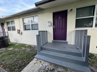 907 8th St APT 1, West Palm Beach, FL 33401