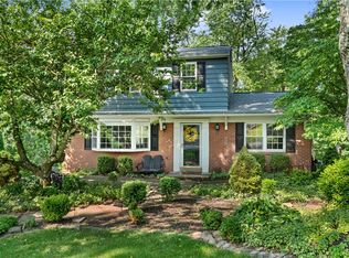 737 Wyngold Dr, Pittsburgh, PA