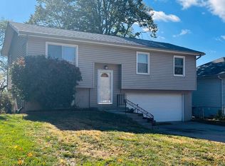 13069 Ames Ave, Omaha, NE 68164