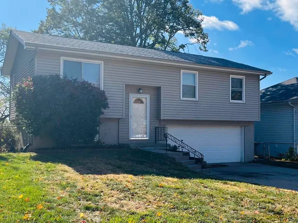 13069 Ames Ave, Omaha, NE 68164