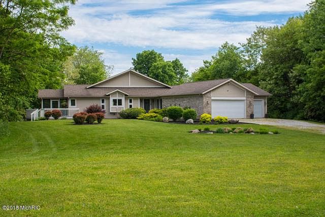 1st image of 23534 Forest Shore Dr