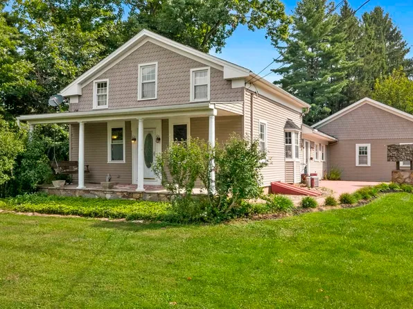 12793 Old State Rd, Huntsburg, OH 44046