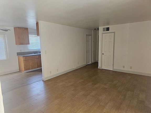 5th image of 3216 W 99th St #1