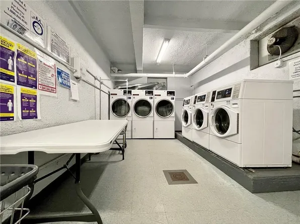 2531 East 7th Street image 12 of 16