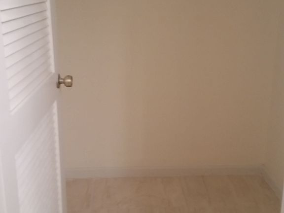 3rd image of 23 Via De Casas Norte