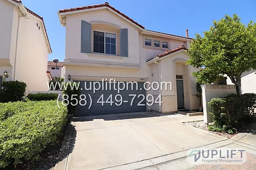 8281 Gold Coast Dr #3 Photo 1