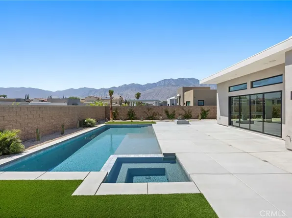 4386 Lumina Way, Palm Springs, CA 92262