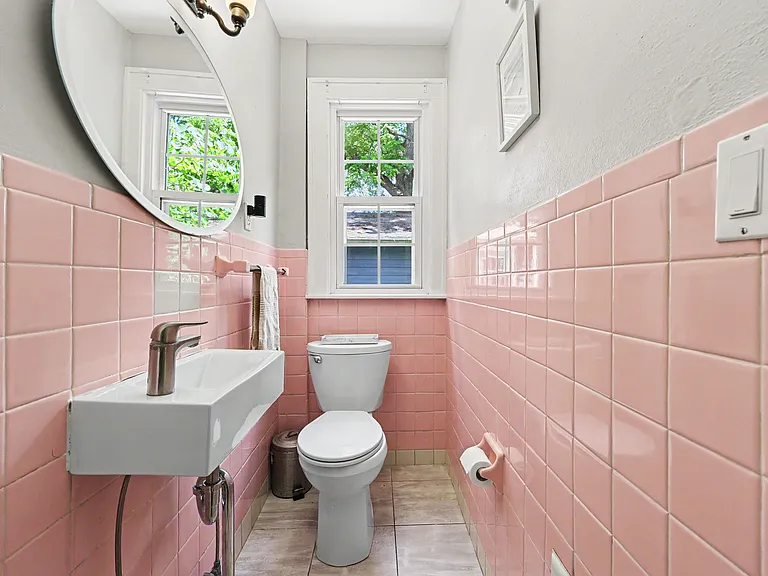 307 Doty Ave — Photo 10