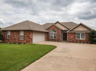 193 Dawn Dr, Centerton, AR 72719