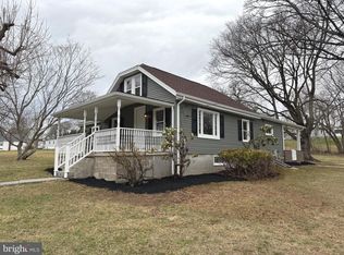 1325 Conewago Ave, Manchester, PA 17345