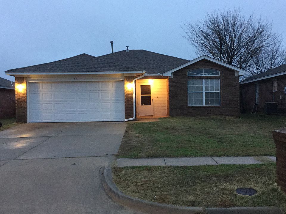 1417 Jordan Circle, Norman