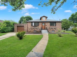 634 Leonard Avenue, Uniondale, NY 11553