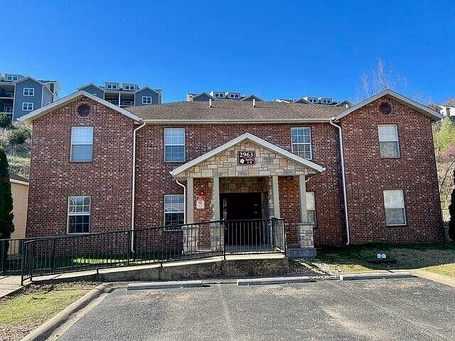 1st image of 2963 Vineyards Parkway #28-3