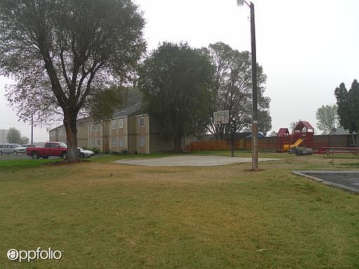 2nd image of 320 E Dogwood Ave