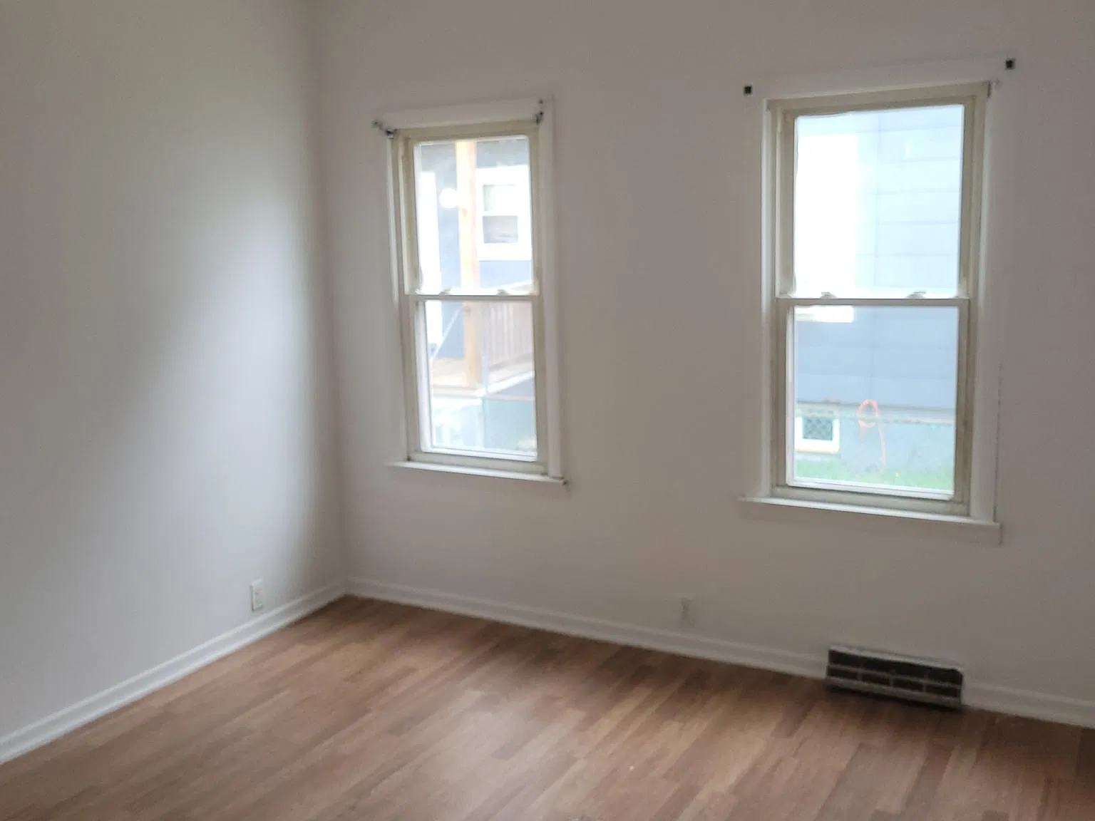 20 Alderman St — Photo 3