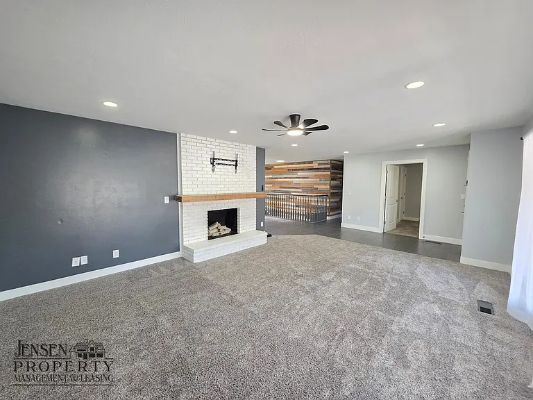 1151 W Wesley Powell Dr — Photo 11