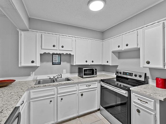 3rd image of 5617 Hensley Dr #774910