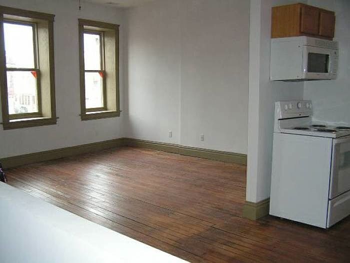 1st image of 3004 S Jefferson Ave