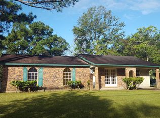 8905 Graham Rd, Moss Point, MS 39562