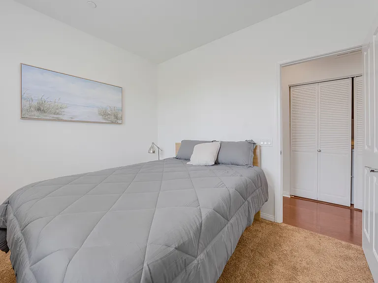 3220 N Ventura Rd — Photo 16