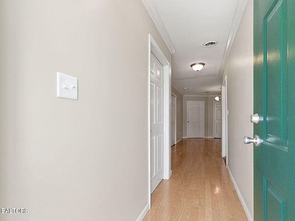 4th image of 1654 Wood Song Ln