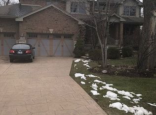 15W330 Concord St, Elmhurst, IL 60126