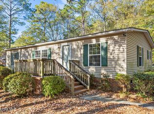 204 Oval Dr, Hampstead, NC 28443