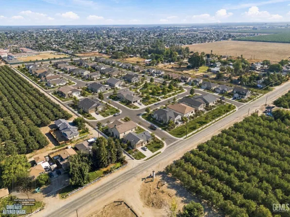 30308 Riverside St, Shafter, CA 93263