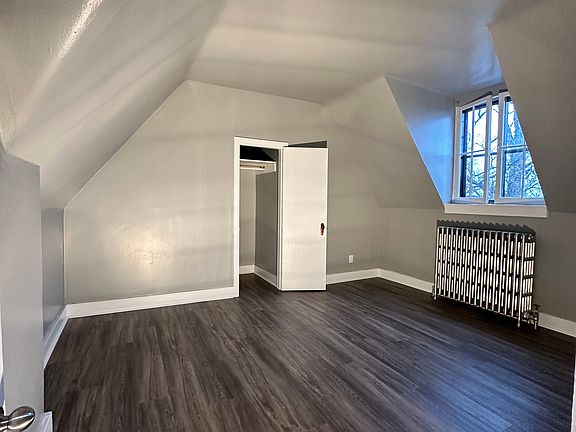 2nd image of 139 Main St S #12